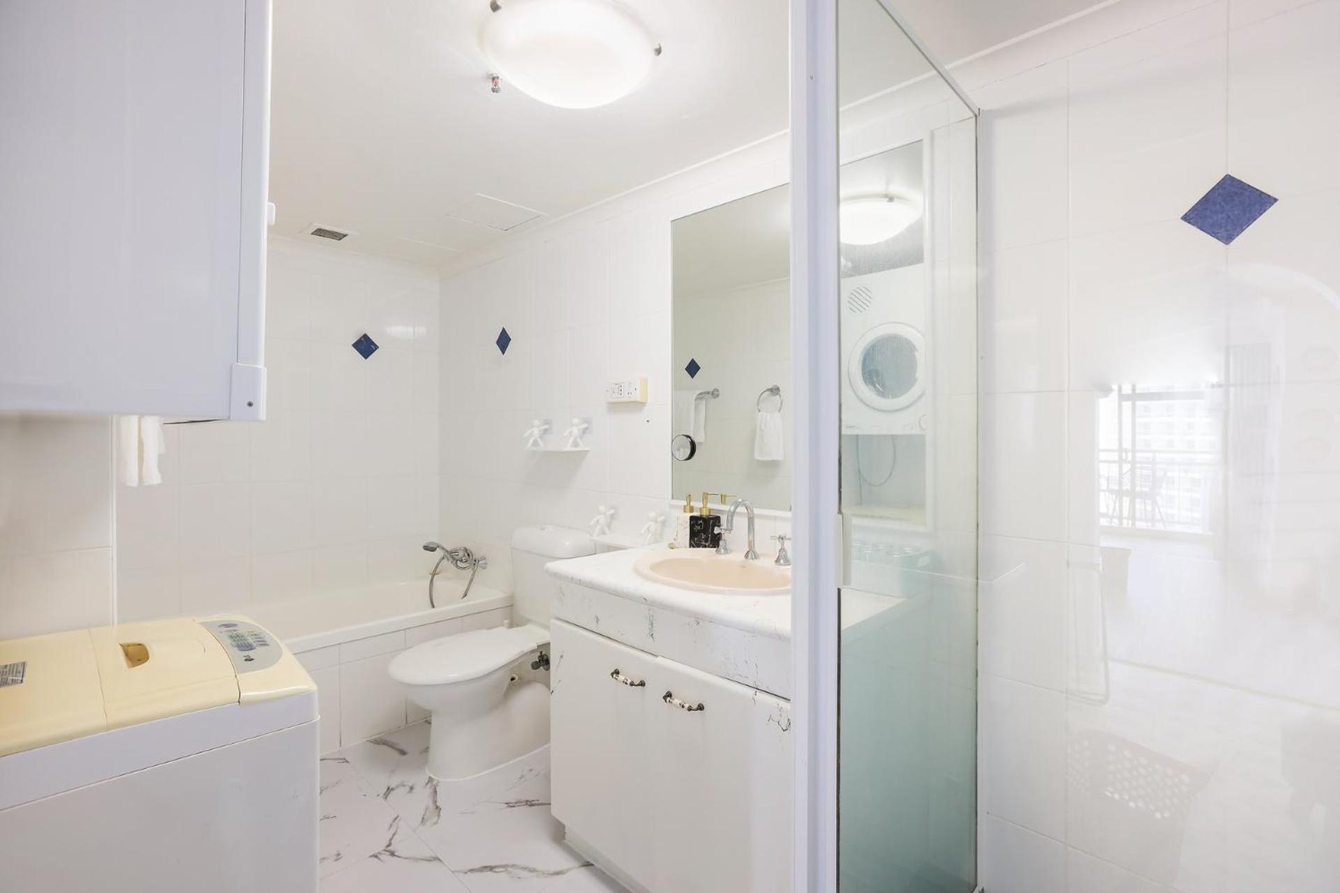 1 Bedroom And 1 Living Room Family Suite Gold Coast Buitenkant foto