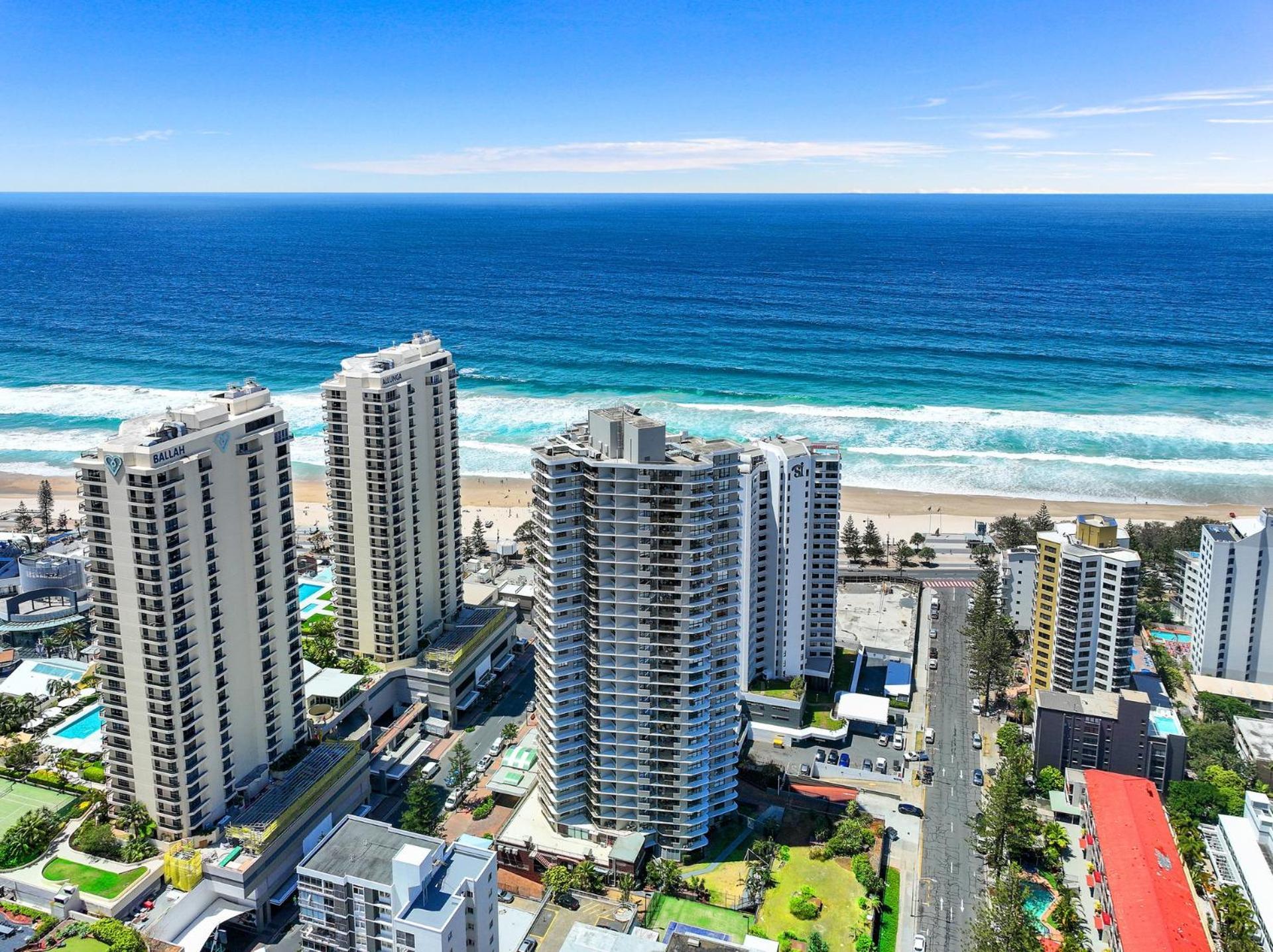 1 Bedroom And 1 Living Room Family Suite Gold Coast Buitenkant foto